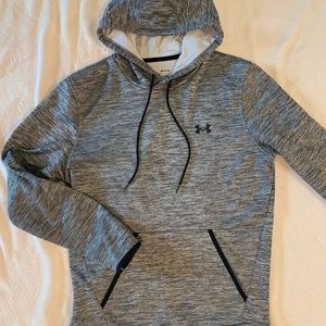 Womens under armour hoodie size small brand new condition!